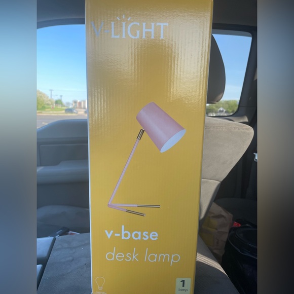 V-light v-base desk lamp - Picture 1 of 4